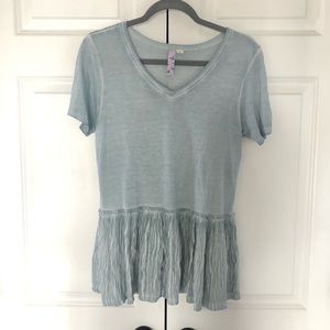 NWOT Francescas Short sleeve, long torso top